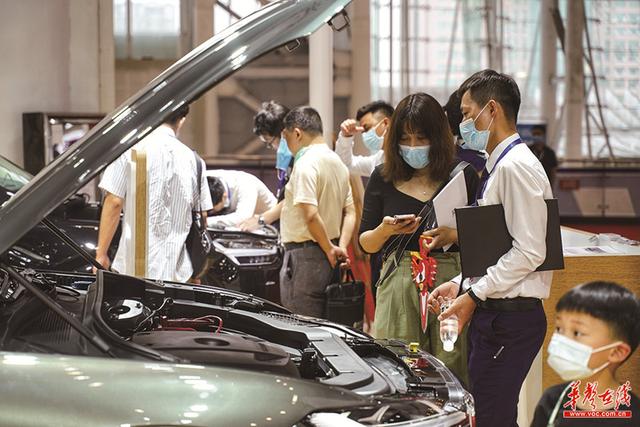 f2deb48f8c5494ee2d137a22f42d7ef899257e33